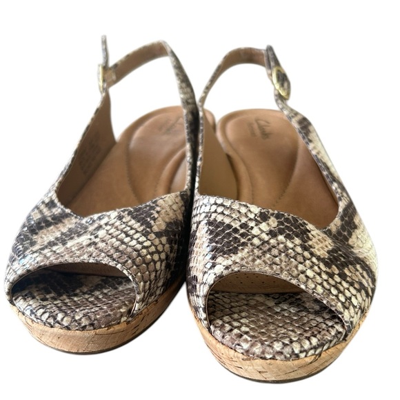 Clarks Artisan Orlena Snakeskin Wedge Sandals - Currant Natural Print - Size 8.5 - Picture 4 of 6